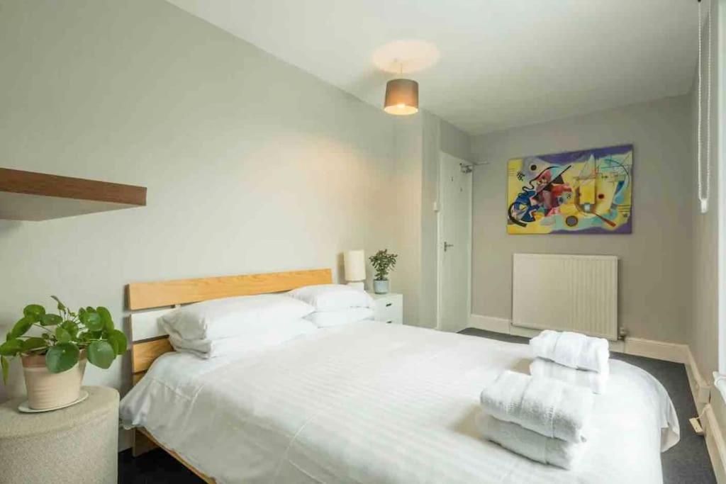 Cambridge 3 Bedroom Flat With Private Parking المظهر الخارجي الصورة