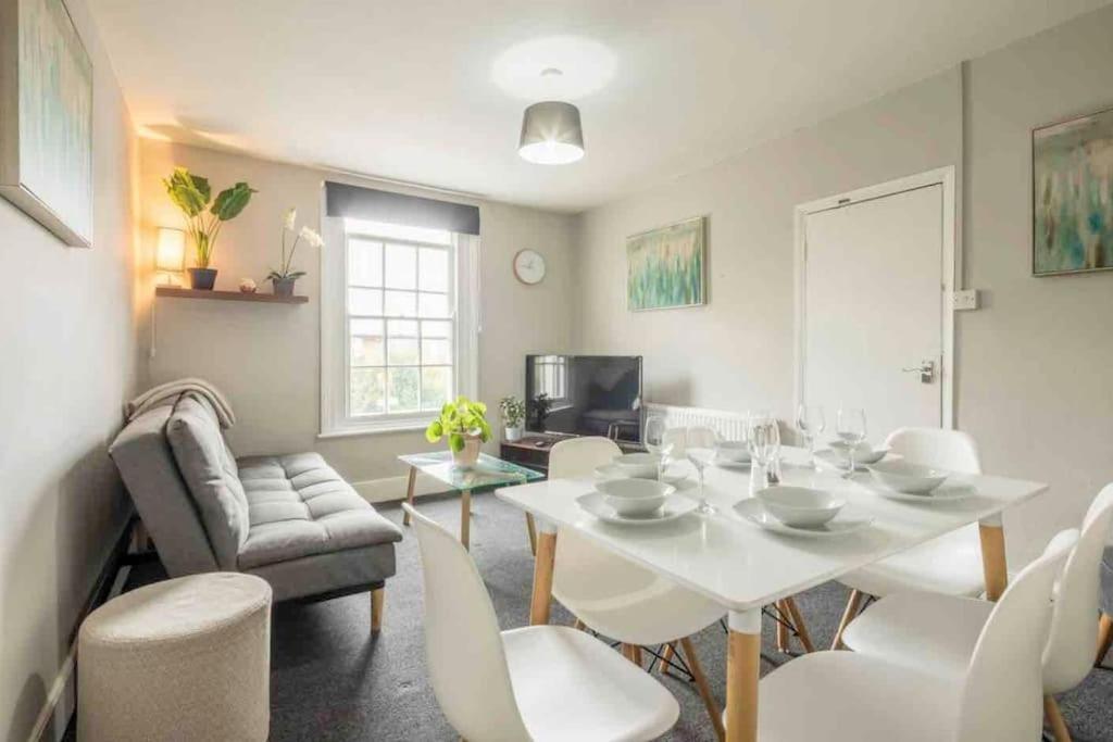 Cambridge 3 Bedroom Flat With Private Parking المظهر الخارجي الصورة