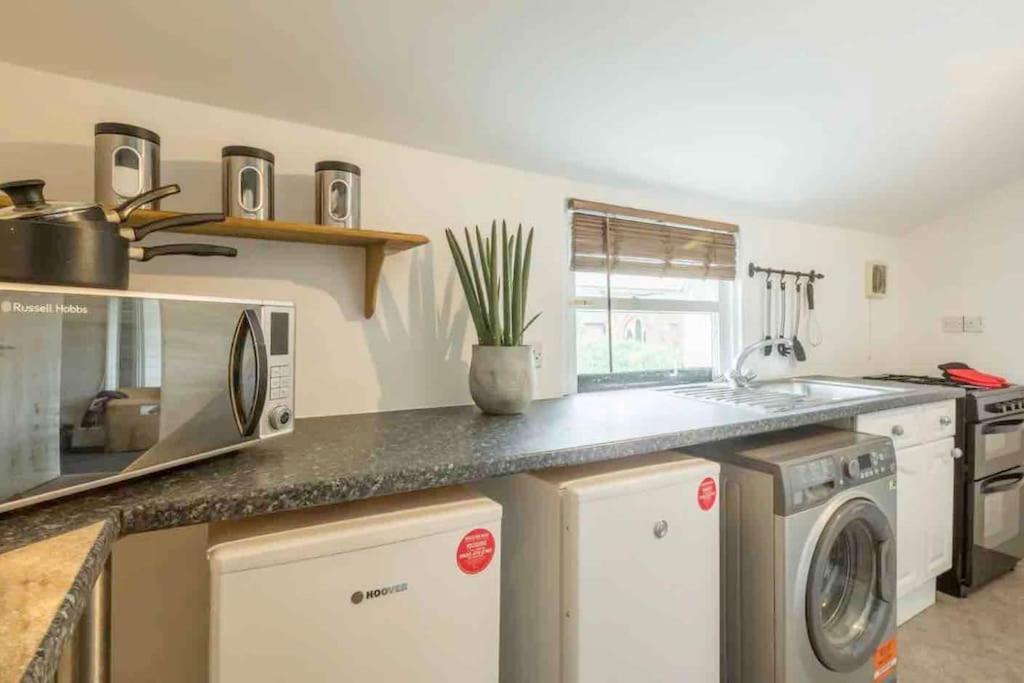 Cambridge 3 Bedroom Flat With Private Parking المظهر الخارجي الصورة
